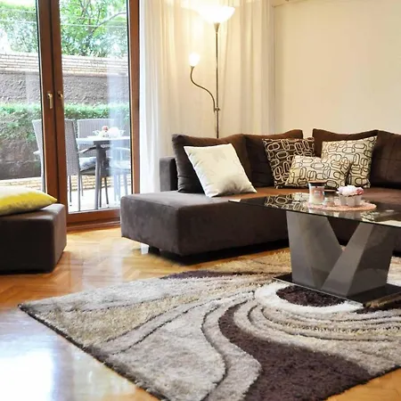 Apartman Lory Pula Exterior photo