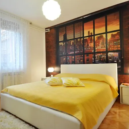 Apartman Lory Pula Exterior photo